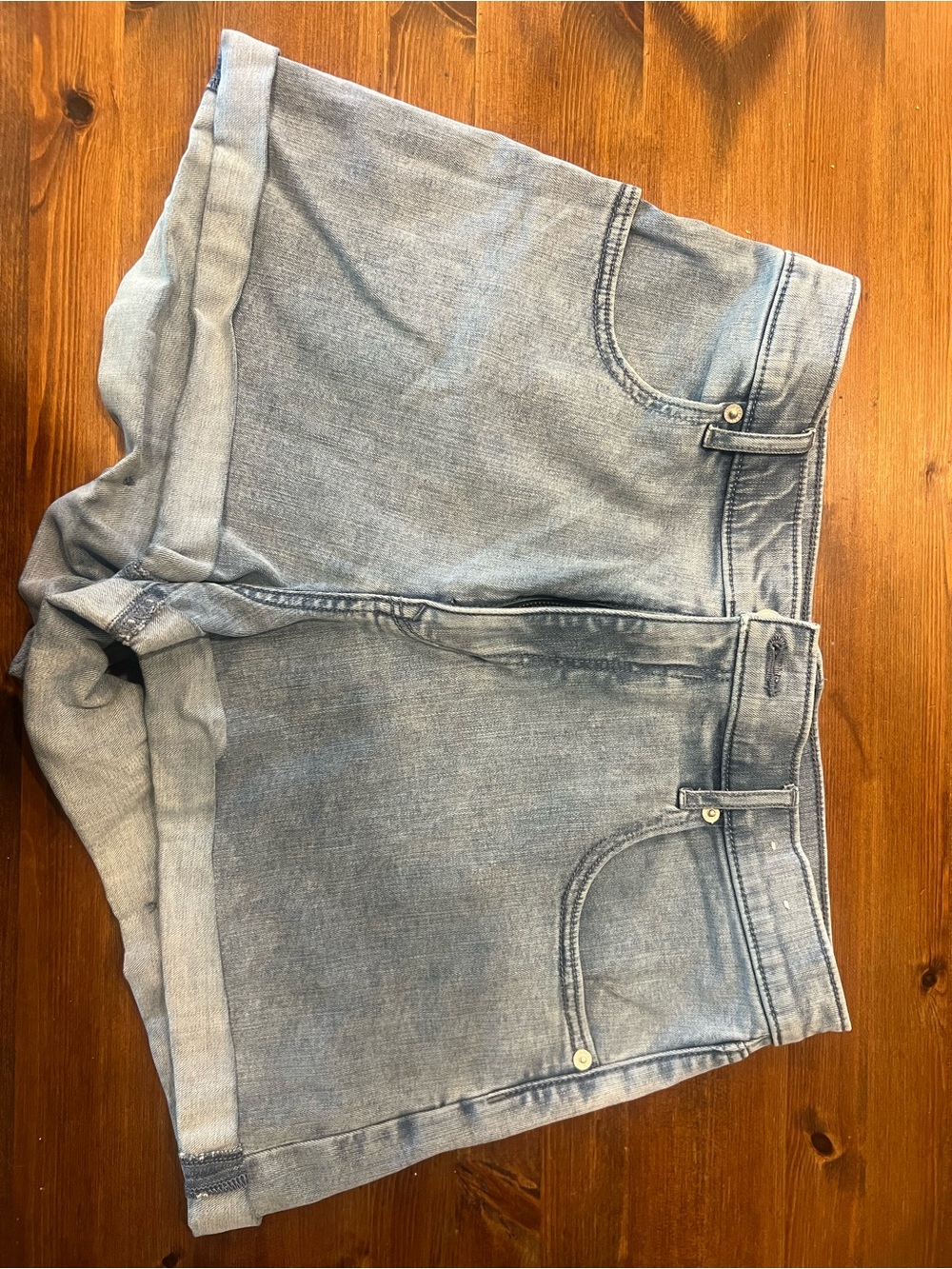 Express Super High Rise Stretch Mom Shorts – Size 12
